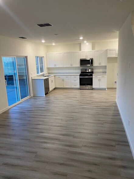 Building Photo - 1112 Buckwheat Wy