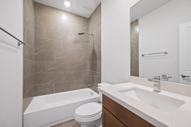 Building Photo - 24402 Colonial Willow Dr