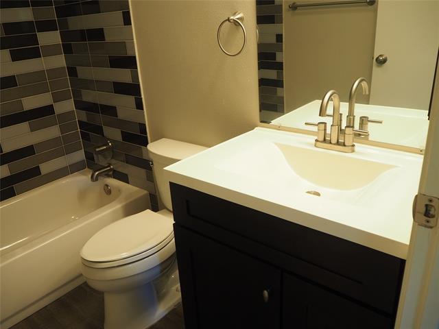 Building Photo - 3728 Blue Bonnet Ct