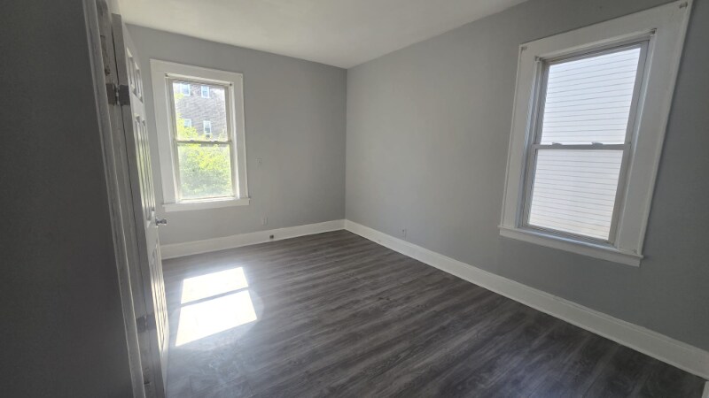 Building Photo - 166 Columbia Ave