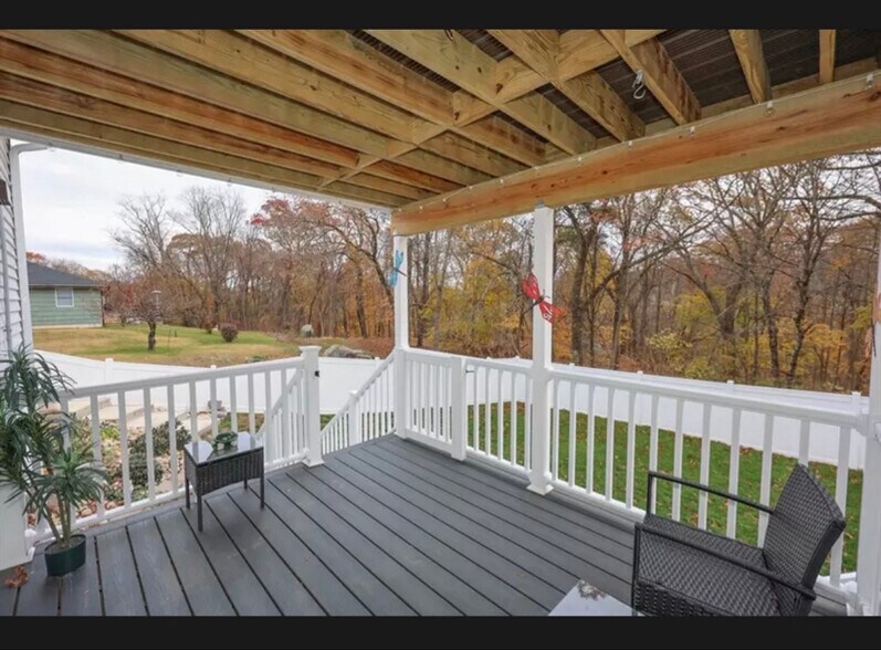 Building Photo - 35 Honora Ave