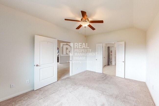 Building Photo - 3 Bedroom Single-Story Home available For ...