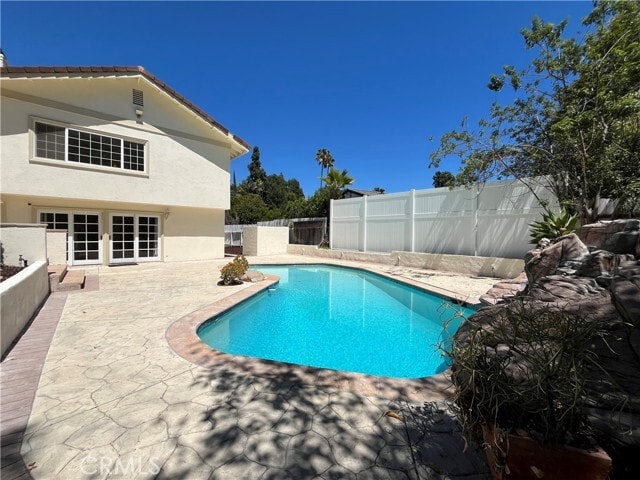 Building Photo - 4527 Stark Ave