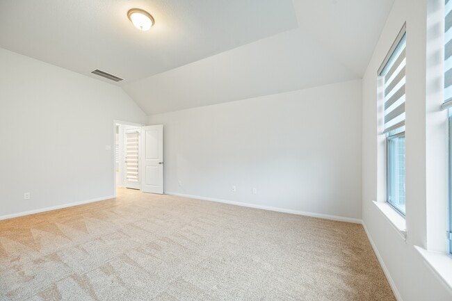Building Photo - 839 Sarasota Shore Dr
