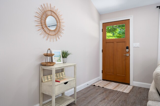 Building Photo - 771 Jane Dr