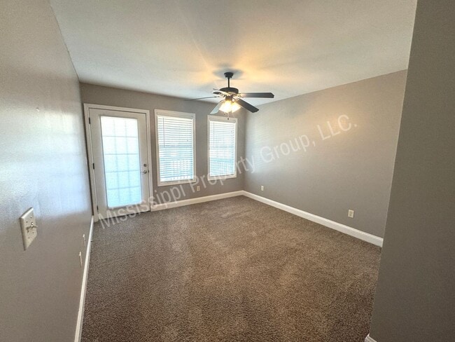 Building Photo - 3BR/2.5BA For Rent