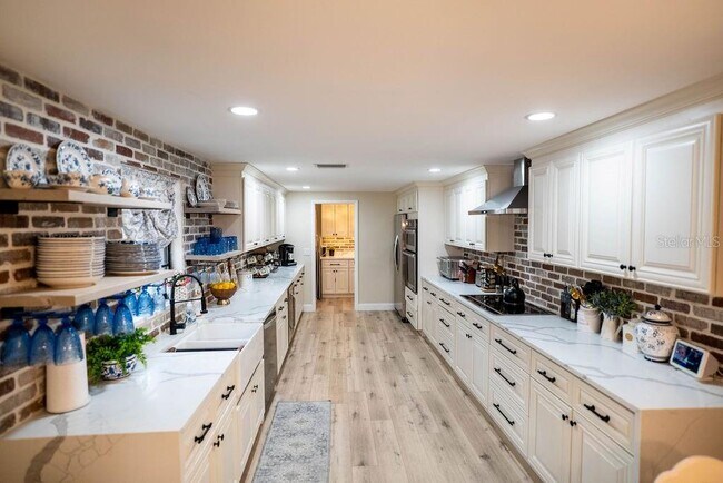 Building Photo - 1203 Castleworks Ln