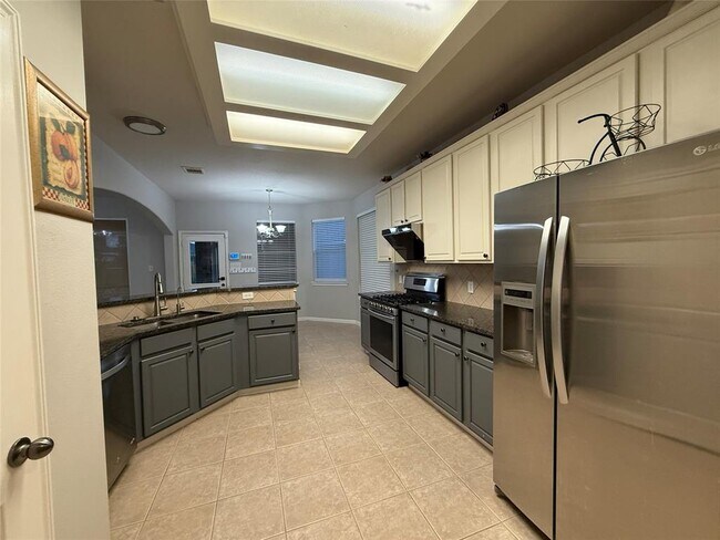 Building Photo - 10204 Dawn Brook Dr