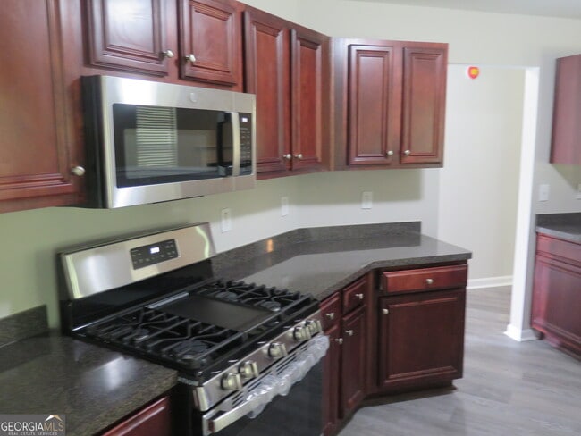 Building Photo - 2510 Wrangler Dr