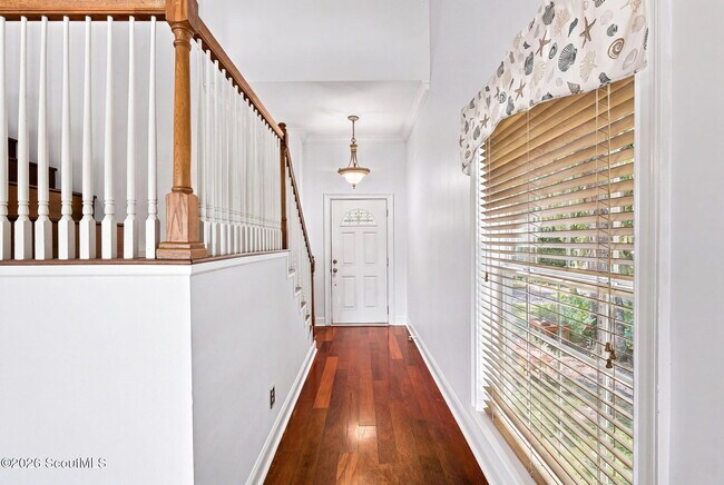 Building Photo - 1066 Patterson Is