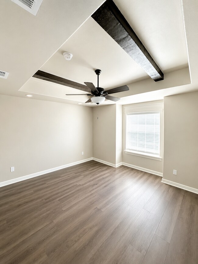 Building Photo - AVAILABLE MID MAY; APPLY TODAY ON OUR WEBSITE!!!