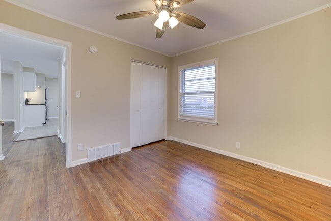 Building Photo - 2 Bed | 1 Bath