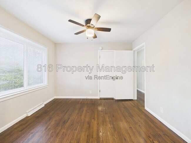 Building Photo - 8250 Webster Ave