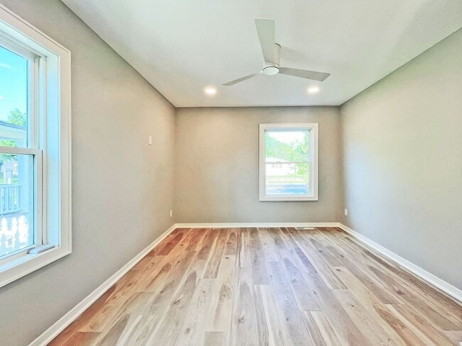 Building Photo - All New From Top To Toe, Gorgeous Home with Stunning Kitchen, Primary Suite, Family Room & More!