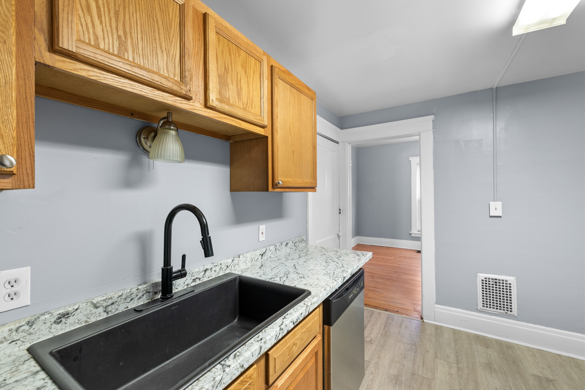 Building Photo - 35 Auburn Ave