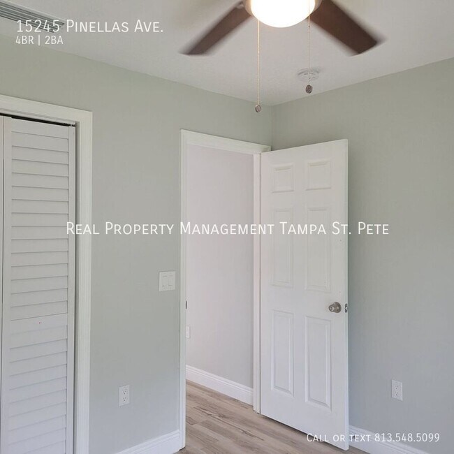 Building Photo - 15245 Pinellas Ave