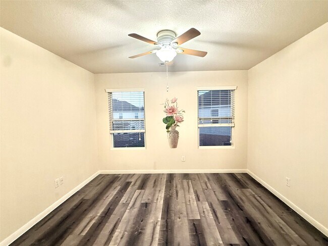 Building Photo - 19302 Juniper Vale Cir