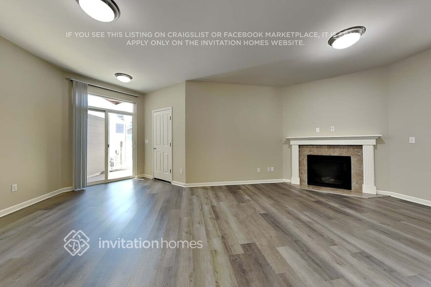 Building Photo - 7629 Columbia Way NE