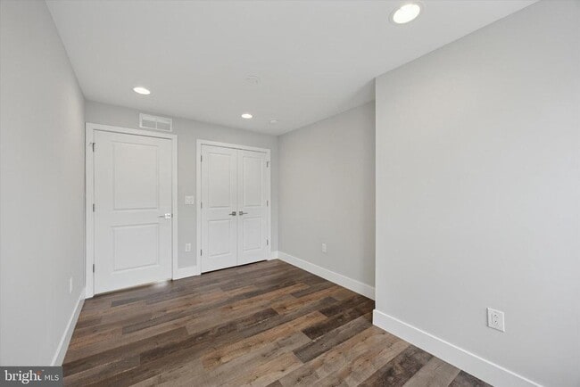 Building Photo - 2222 Wharton St