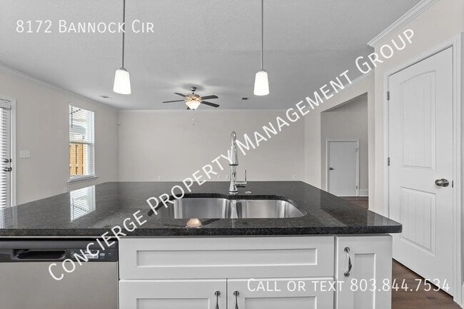 Building Photo - 8172 Bannock Cir