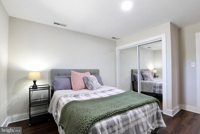 Building Photo - 4316 Brookside Dr