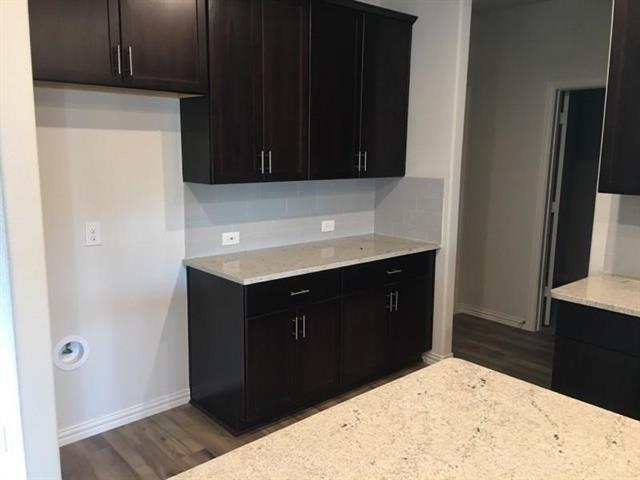 Building Photo - 10520 Katalpa Dr