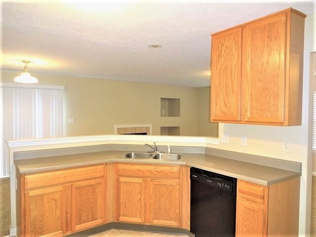 Building Photo - 11540 Glenn Abbey Ln
