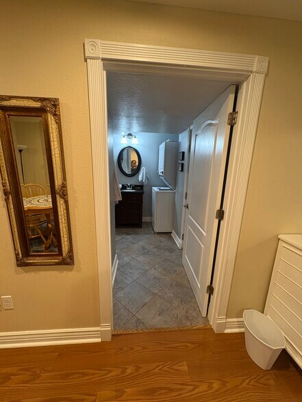 Bathroom Entrance - 11666 Osceola St