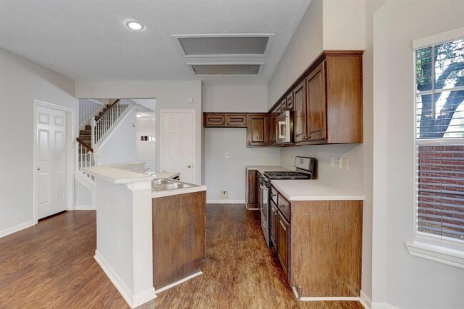 Building Photo - 14203 Cascade Falls Dr