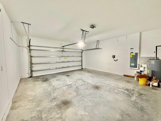 Building Photo - 34329 Evergreen Hill Ct