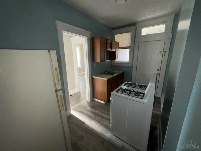 Building Photo - 3671 Vine St