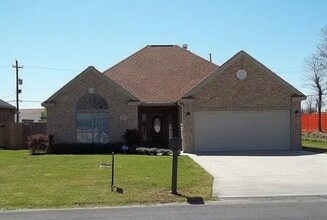 Building Photo - 114South