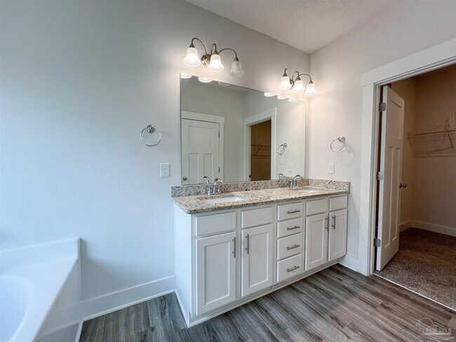 Building Photo - 6321 Sonoma Ln