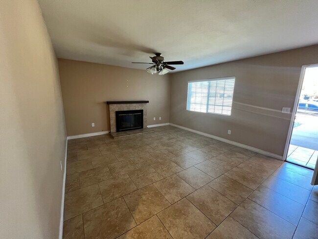 Building Photo - 12541 Softwind Dr