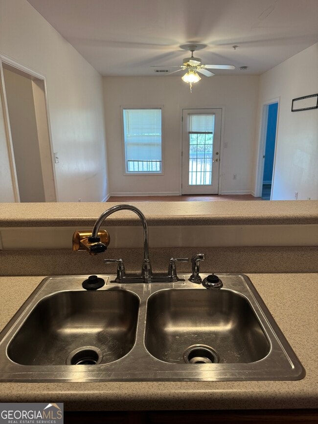 Building Photo - 7712 Autry Cir