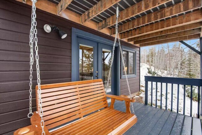 Building Photo - 281 Overlook Dr