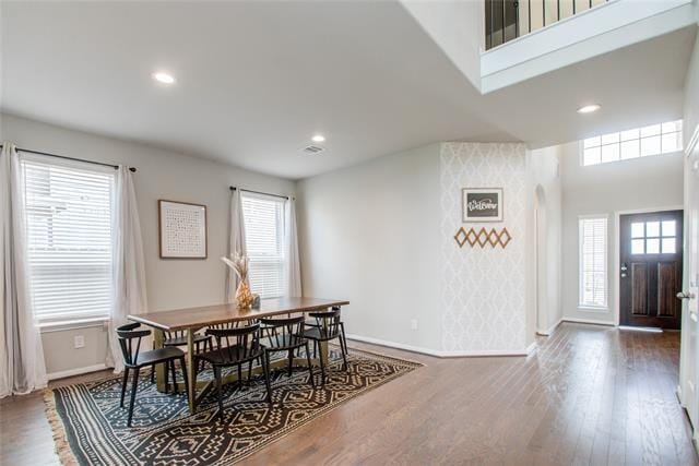 Building Photo - 7606 Cottonwood Falls Dr