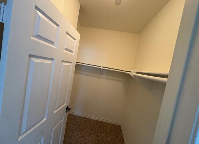 Building Photo - 4523 Woodman Ave