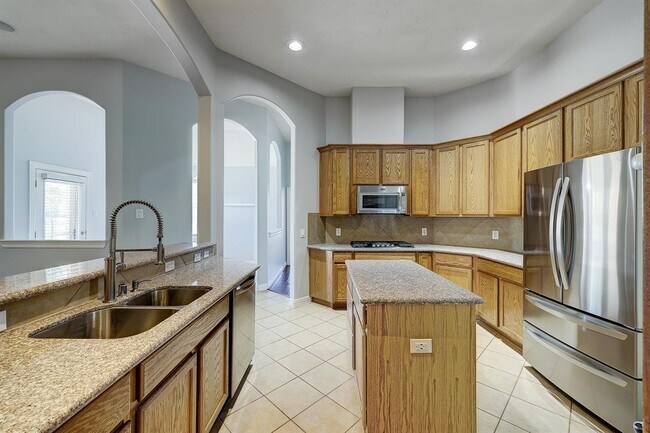 Building Photo - 3110 Leaf Vines Ln