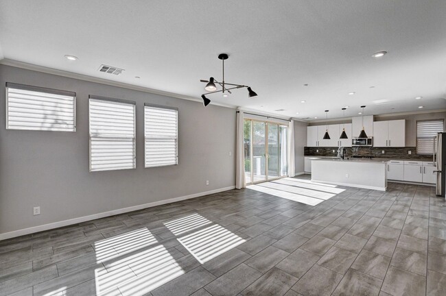 Building Photo - STUNNING 2 Story, 3 Bedroom Home in INSPIR...