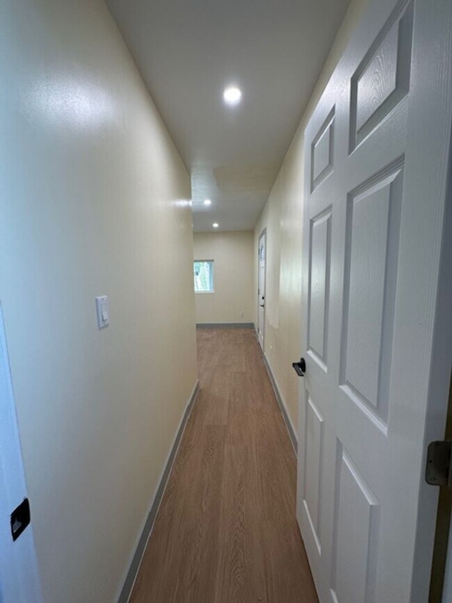 Building Photo - 7227 Forbes Ave