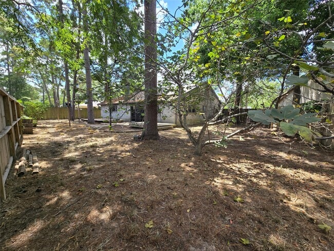 Building Photo - 25510 Thistlewaite Ln