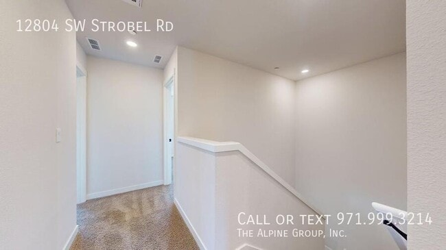 Building Photo - 12804 SW Strobel Rd