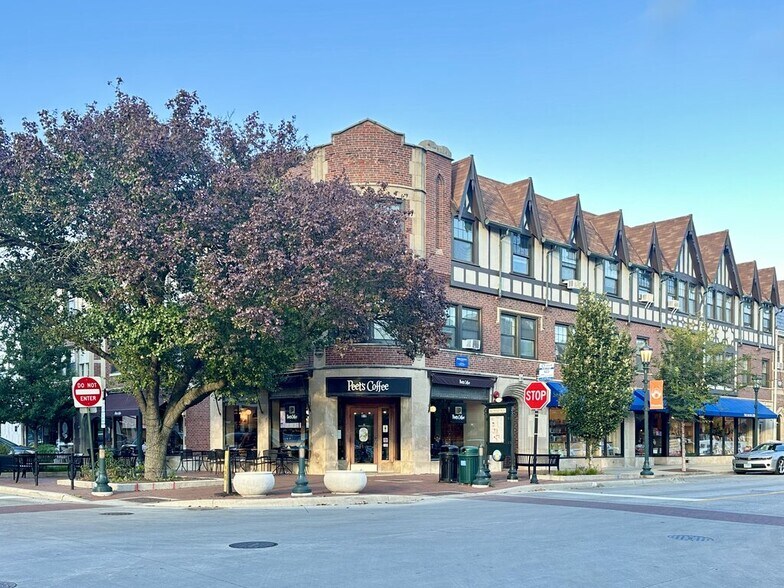 Primary Photo - 822 Elm St