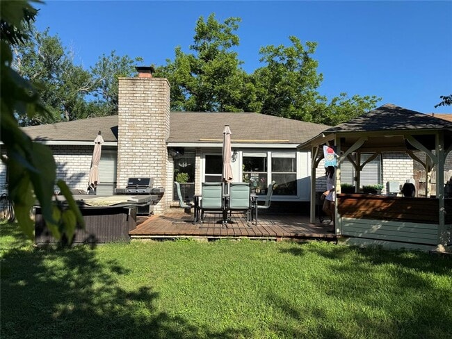 Building Photo - 11922 Swan Dr