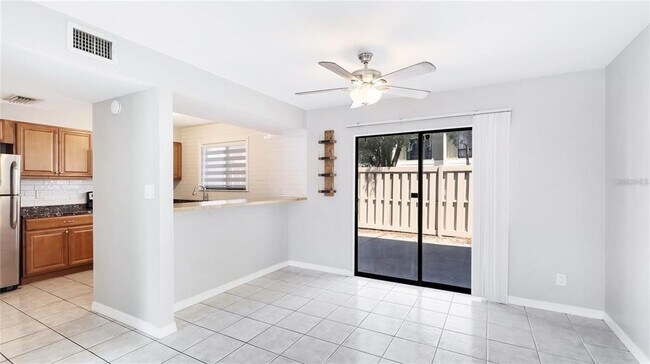 Building Photo - 4001 S Beneva Rd