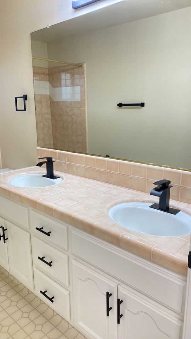 Building Photo - Charming Home in Turlock's Alpine Estates - $500 OFF FIRST MONTH RENT MOVE IN SPECIAL