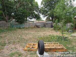 Building Photo - 4815 Sorrento