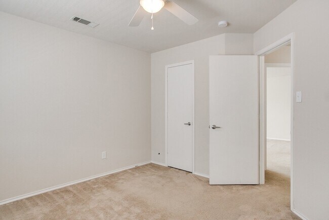 Building Photo - 5824 Melanie Ct