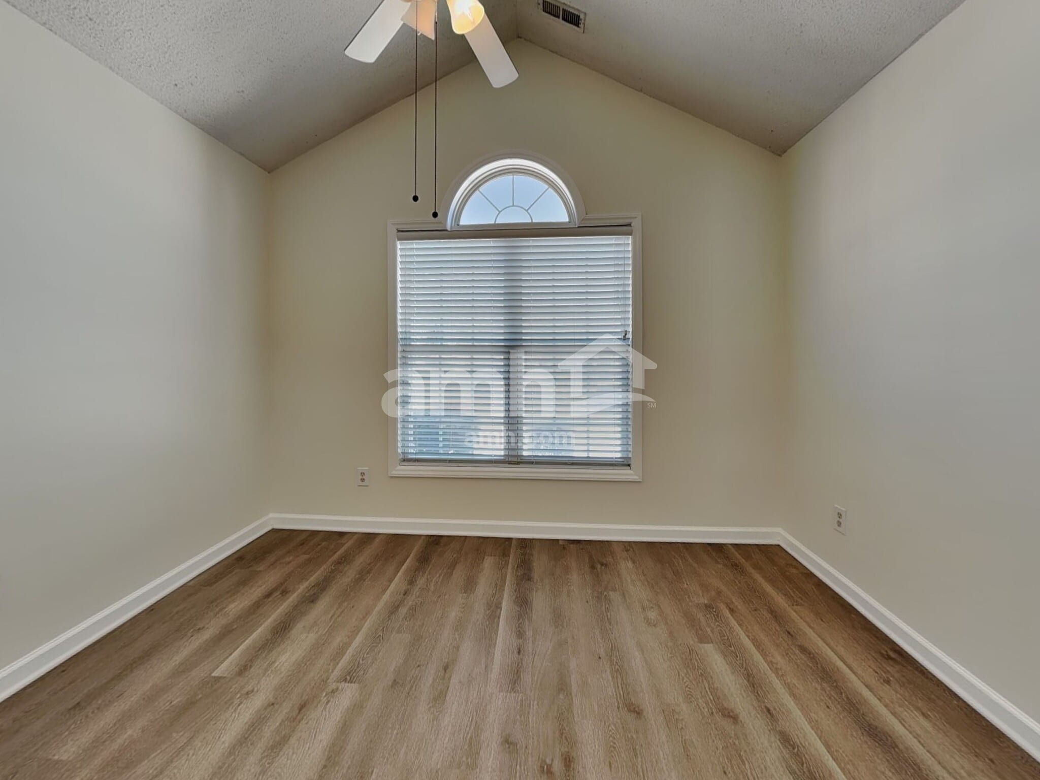 Building Photo - 1954 Waccamaw Path